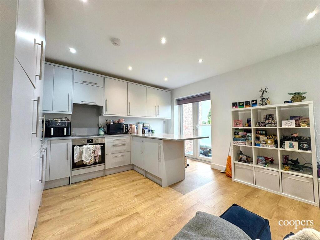 Main image of property: High Street, Ruislip, HA4