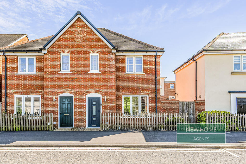 Main image of property: Grainger Street ,Waterlooville, PO7 3AS