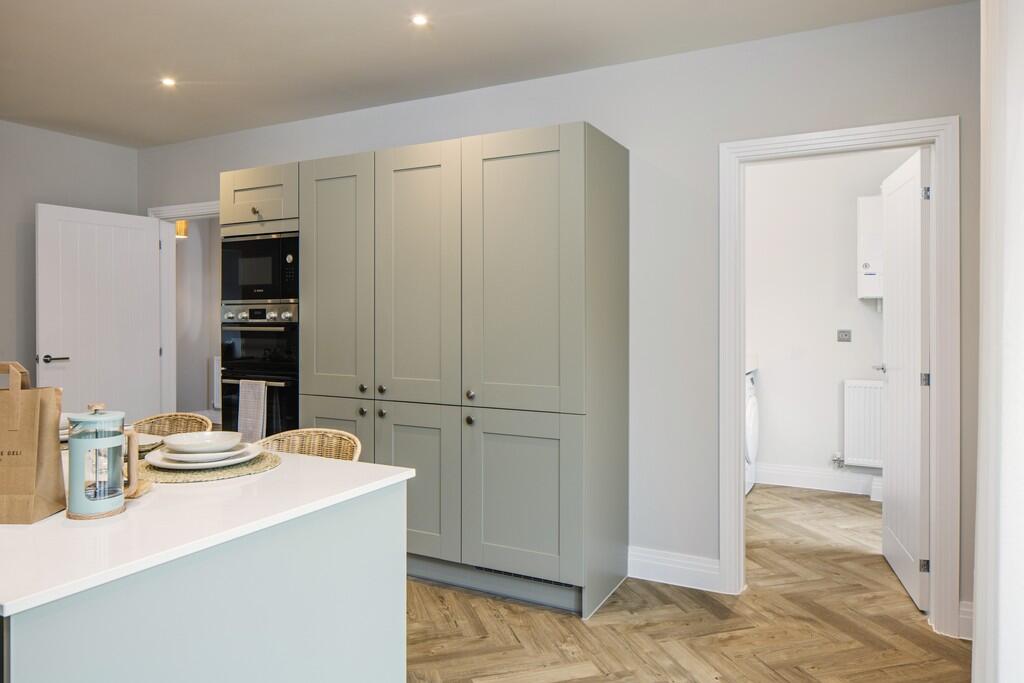 House in Haywards Heath, Wivelsfield - View 4