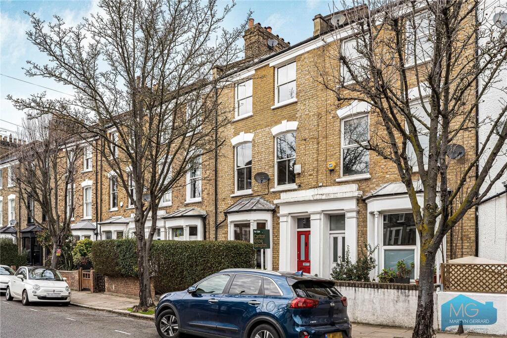 House in London - View 2