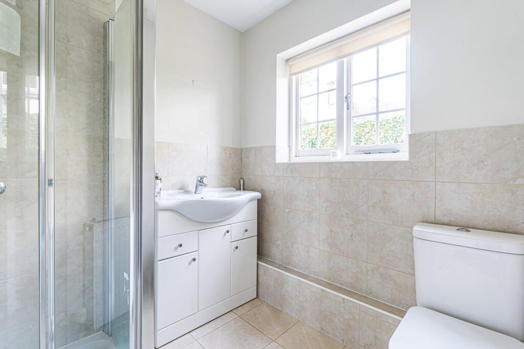 House in Waverley, Bramley - View 5