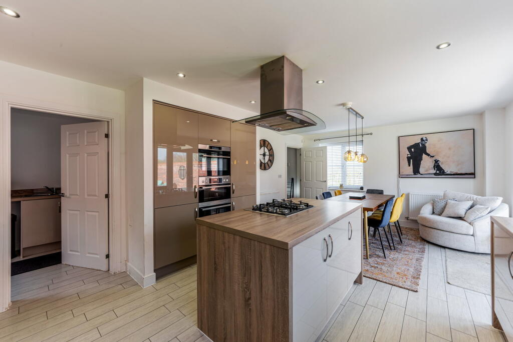 House in Lichfield, Fradley - View 3