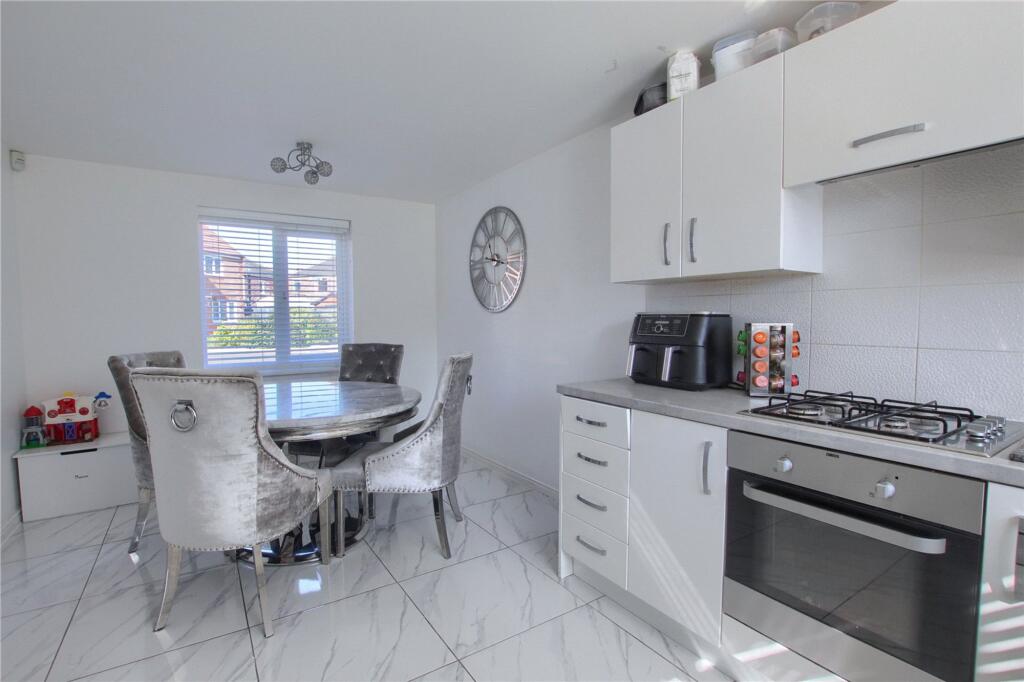 House in Stockton-on-Tees - More