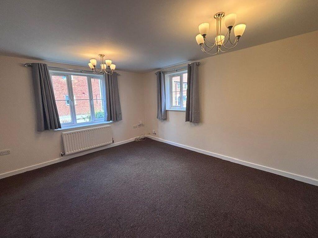Apartment in Swindon, Calne - View 4