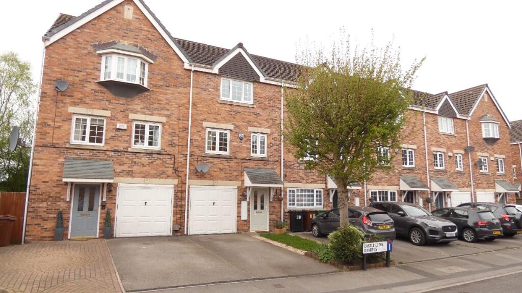 Main image of property: Castle Lodge Gardens, Leeds, West Yorkshire, LS26