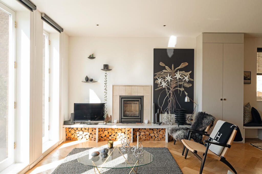 Main image of property: Grove Park, London