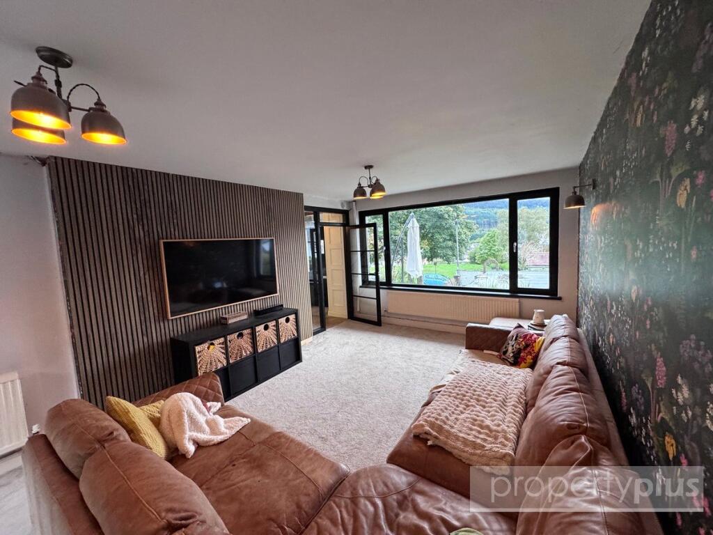 House in Cardiff, Treorchy - View 3