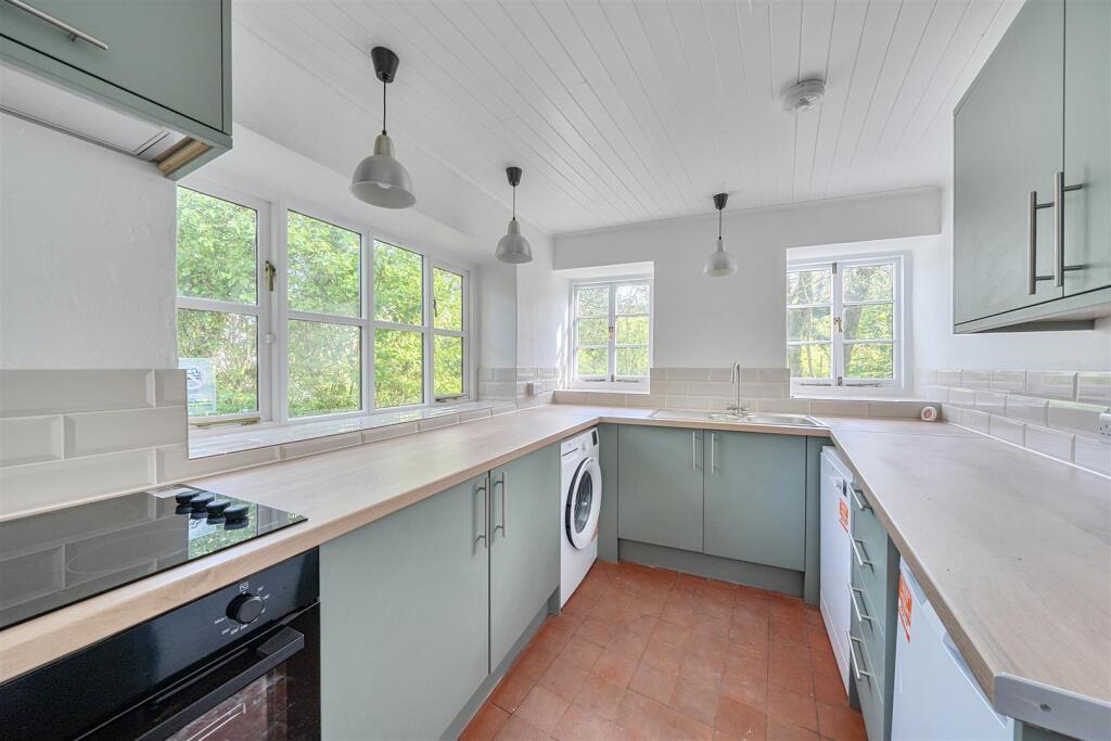 House in Truro - View 5