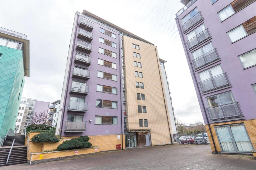 Main image of property: Deals Gateway, London, London