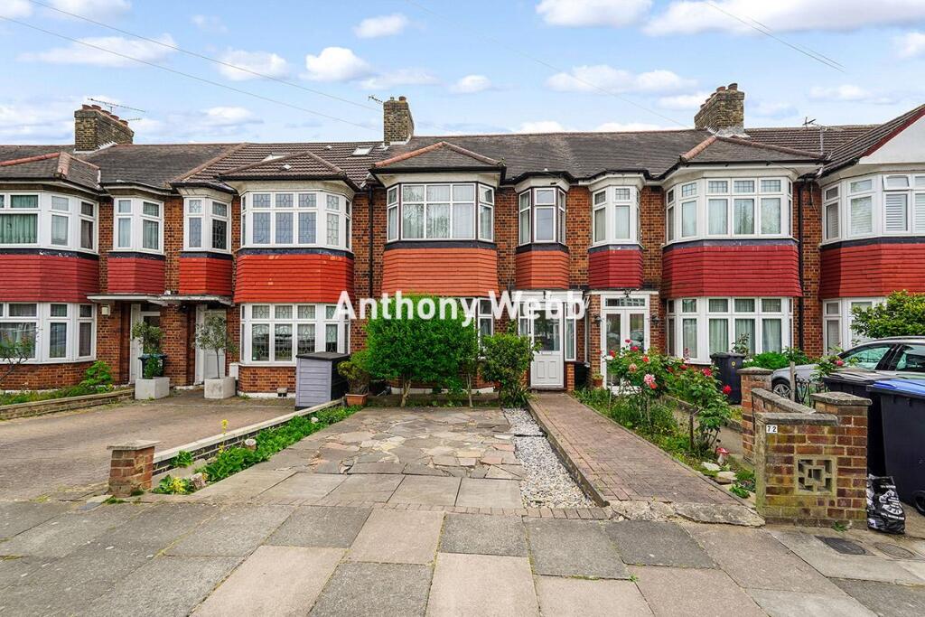 Main image of property: Ash Grove, Palmers Green, N13