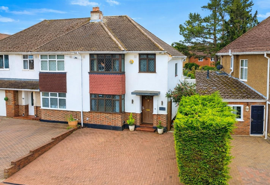 Main image of property: Mountfield Road, Adeyfield, Hemel Hempstead