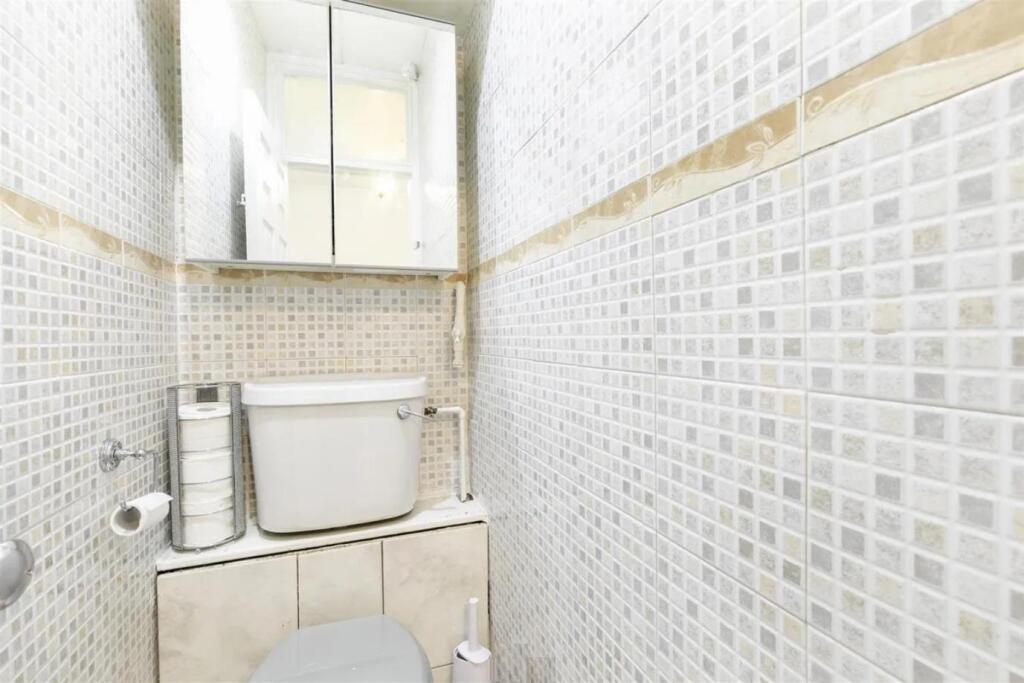 Main image of property: Kiln Place, Camden, NW5, London