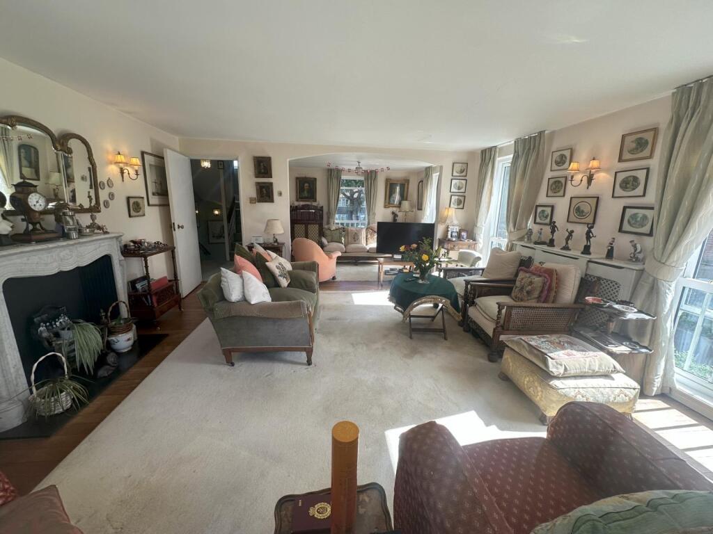 House in London - View 5