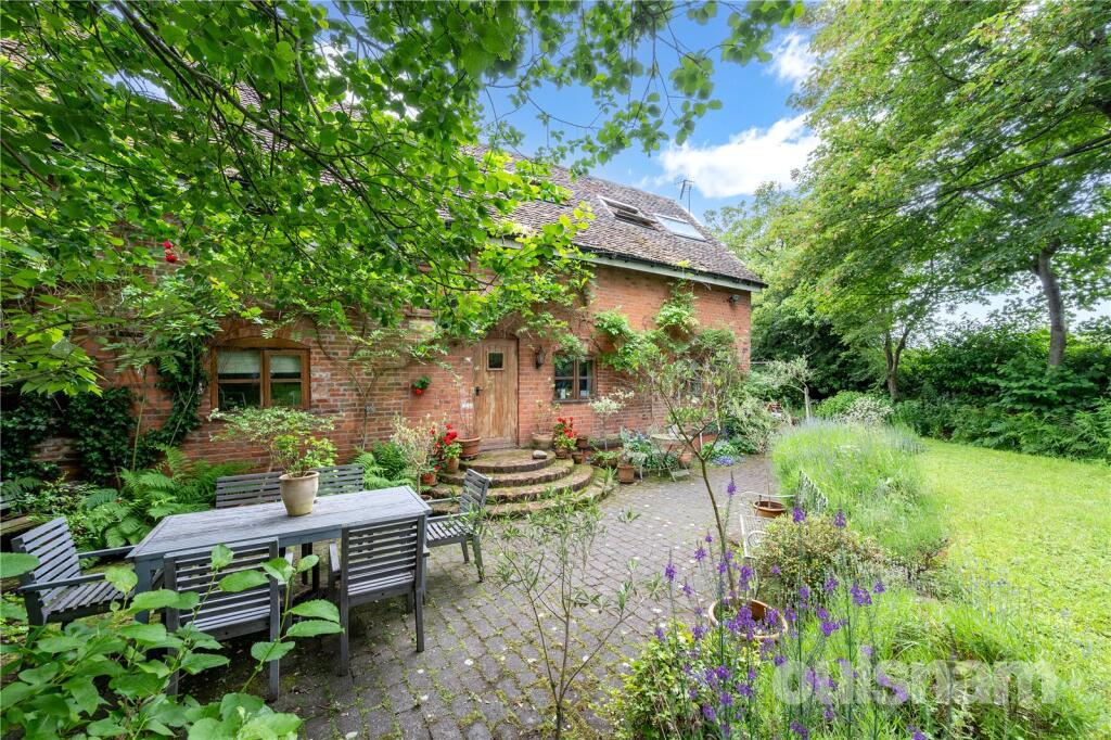 Main image of property: Yew Tree Farm, Brookhouse Road, Blackwell, Worcestershire, B60