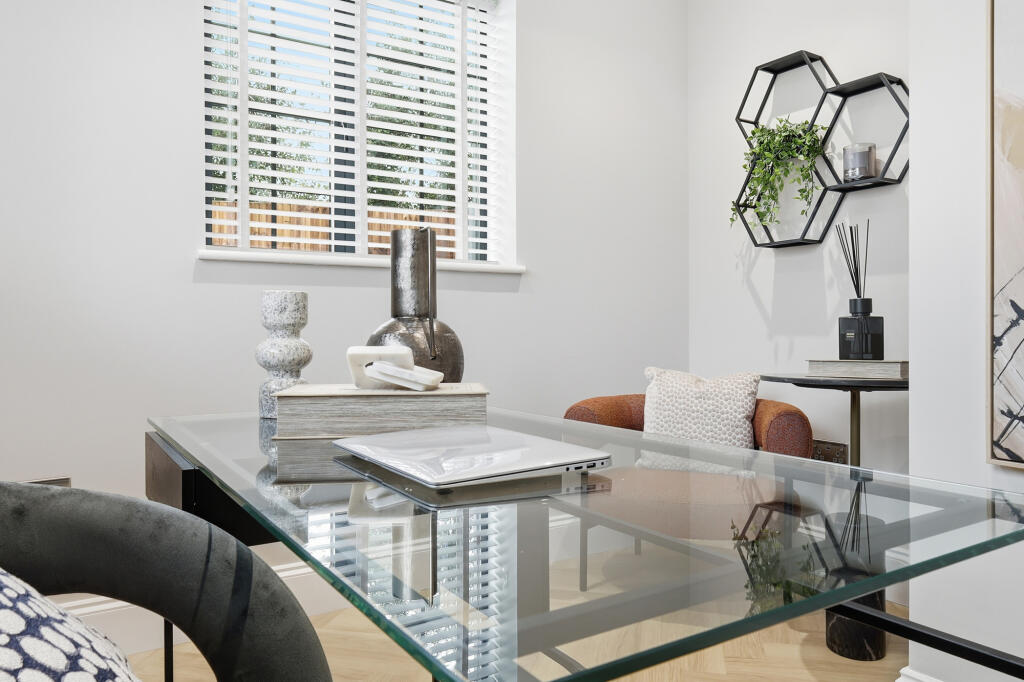 Additional image 19 of Barley Mow Lane, St. Albans