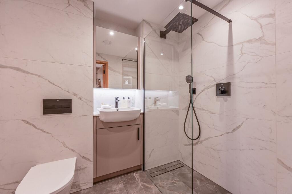 Main image of property: One Thames Quay, Canary Wharf, London, E14