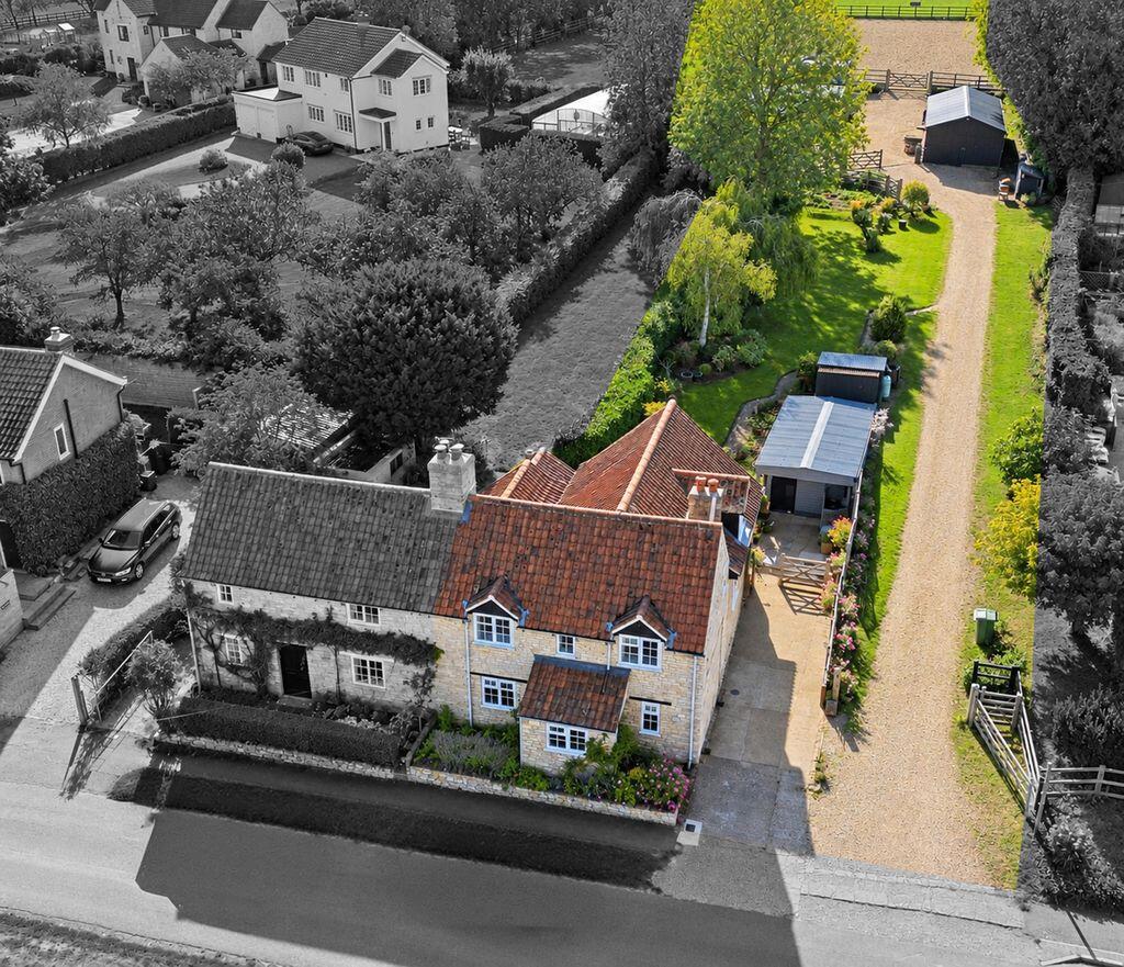 House in South Kesteven, Heydour - View 4