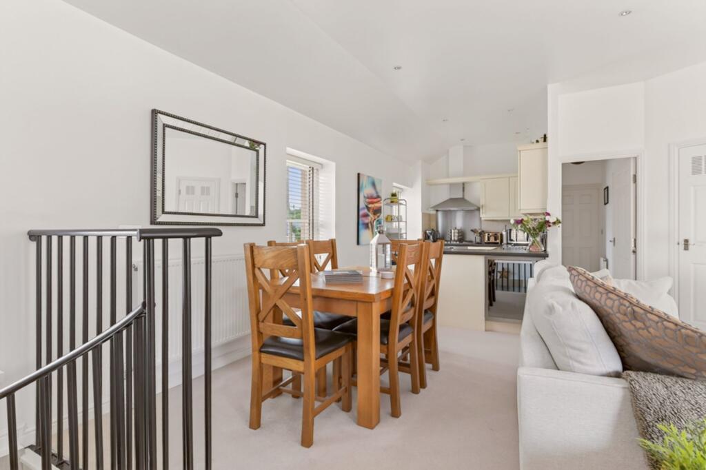 Apartment in Peterborough - More