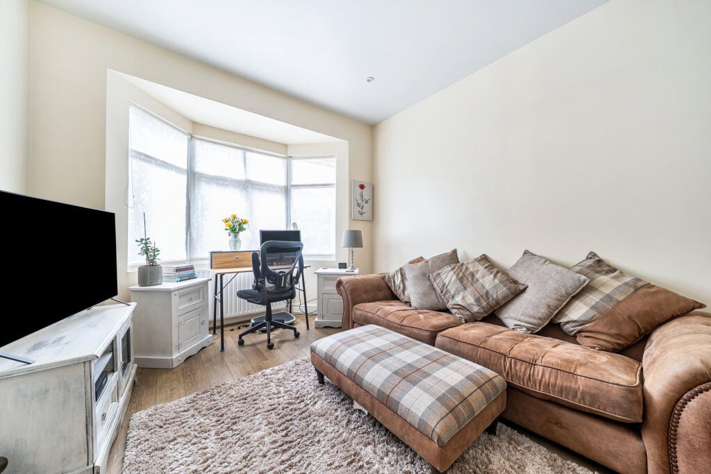 Apartment in Tonbridge - View 4