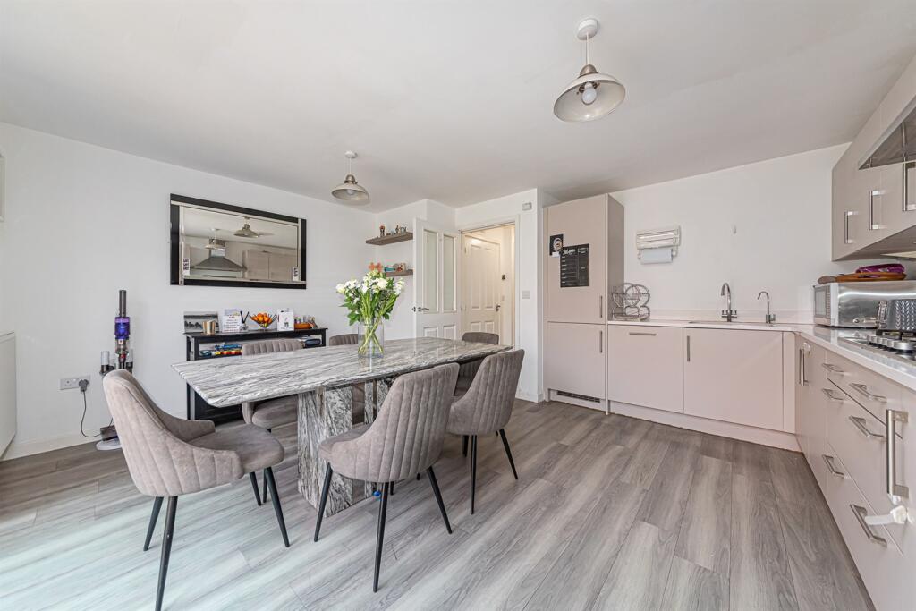 House in Reading - View 2