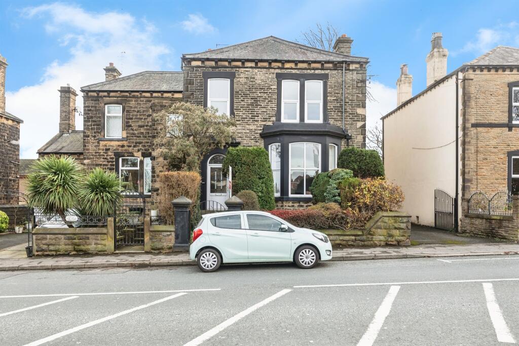 4-bed semi-detached on Victoria Road, Morley, Leeds, £485,000