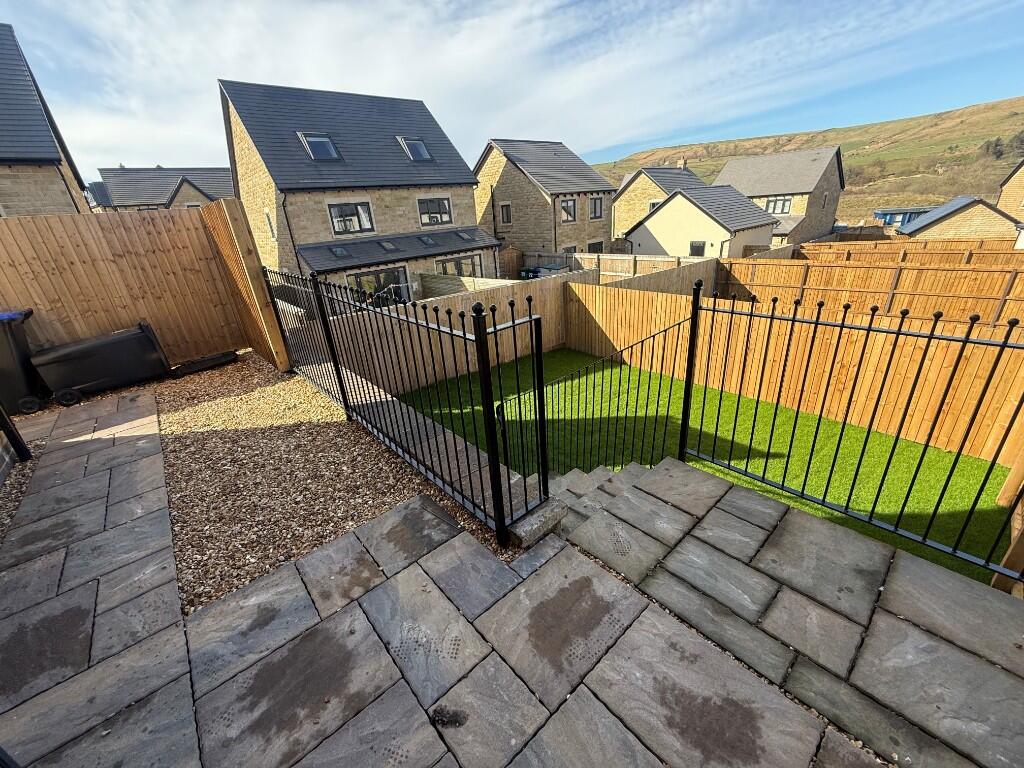 Additional image 3 of Great Clough Dr,
Rossendale,
BB4 8QZ