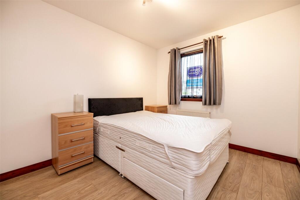 Apartment in Aberdeen - More