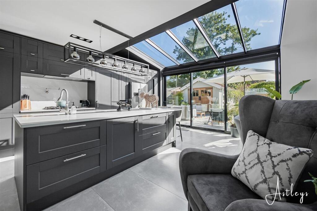 House in Swansea - View 4