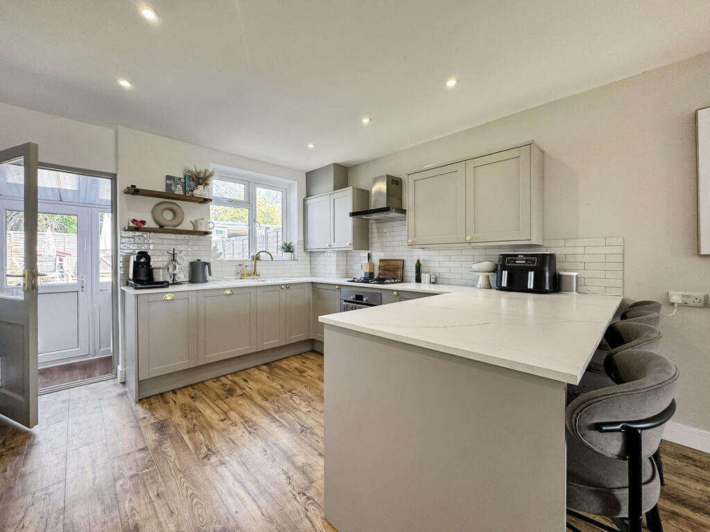 House in Worthing, West Worthing - View 2