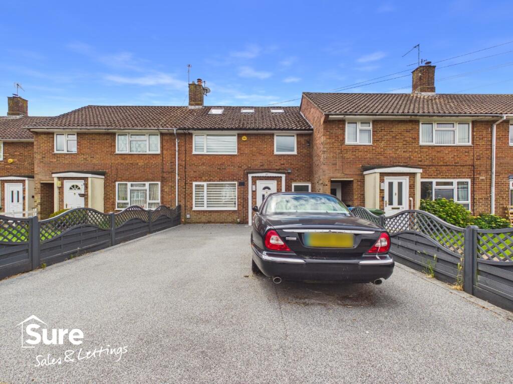 Main image of property: Hawthorn Lane, Hemel Hempstead, Hertfordshire, HP1