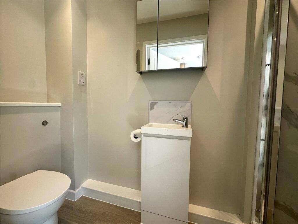House in Southampton - View 4