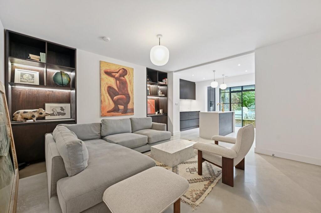 Apartment in London - View 2