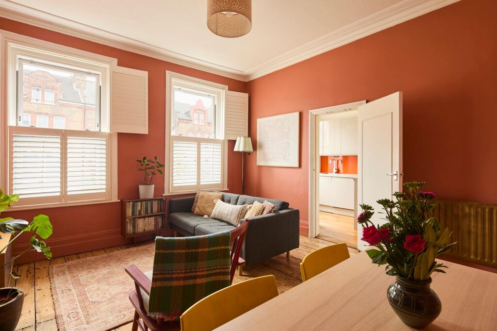 Apartment in London - View 3