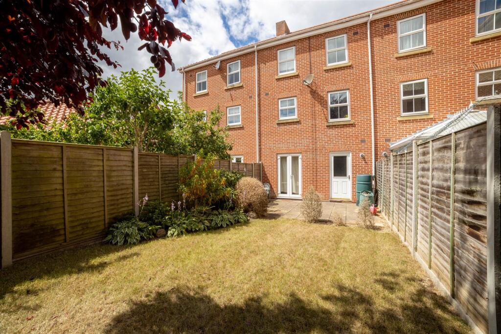 Property photo 11