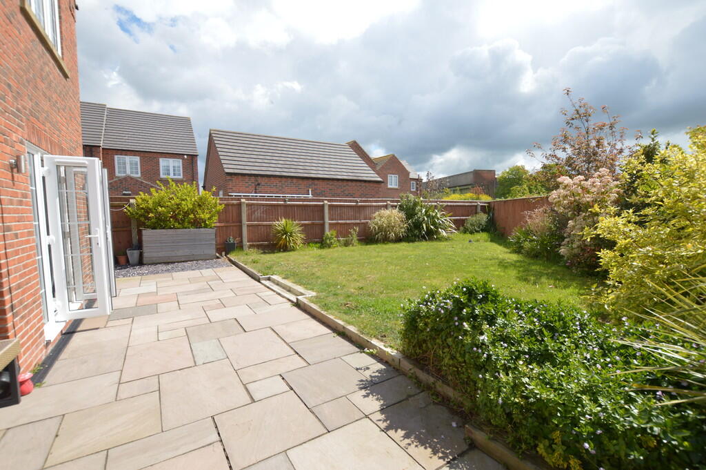 19 Penrose Place, Manby LN11 8DZ photo 3