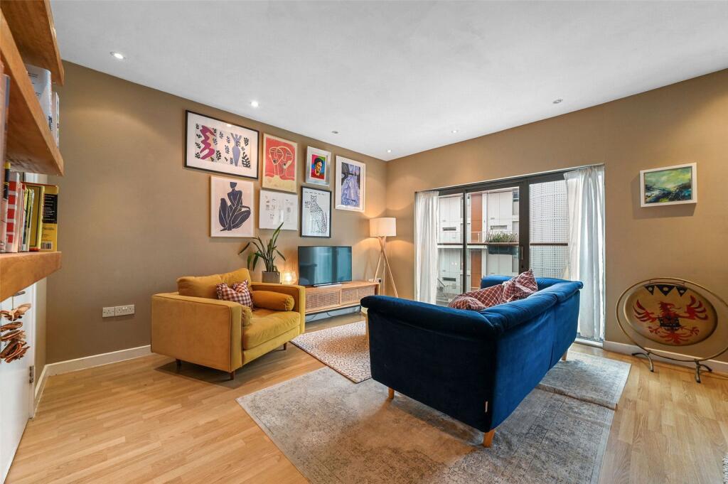 2-bed flat on Justines Place, 17 Palmers Road, Bethnal Green, E2, £500,000