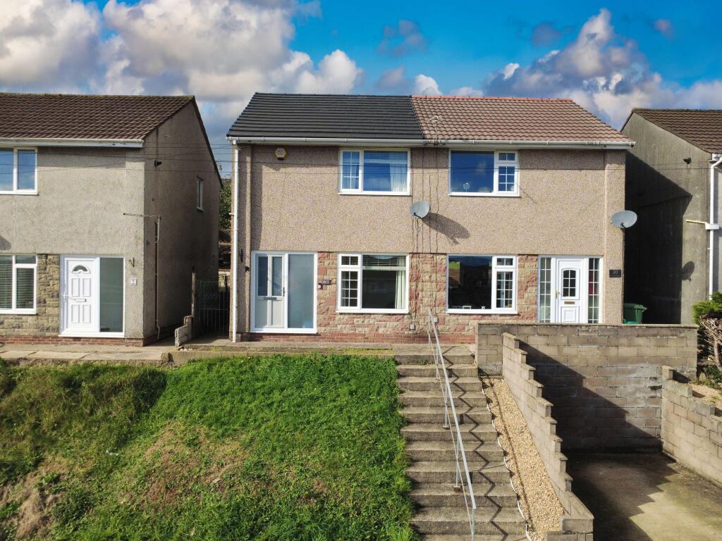 Main image of property: Clos Llangefni, Beddau, CF38 2RS