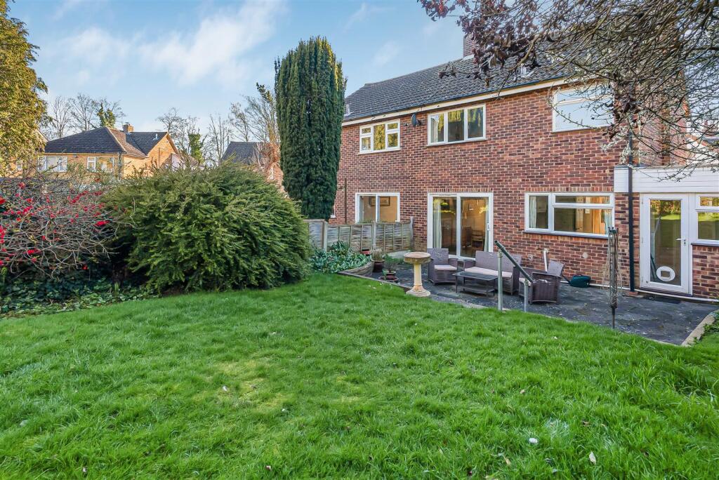 House in Bishop's Stortford, Hockerill - View 2