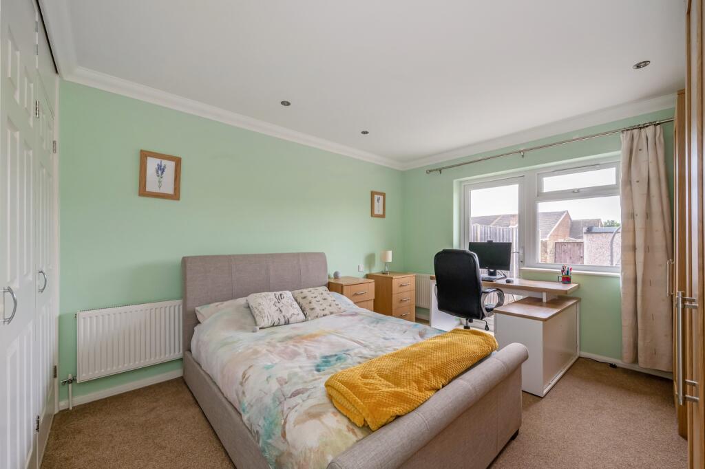House in Fareham, Hampshire - More