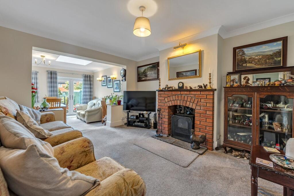 Badminton Road, Downend, BS16 photo 4