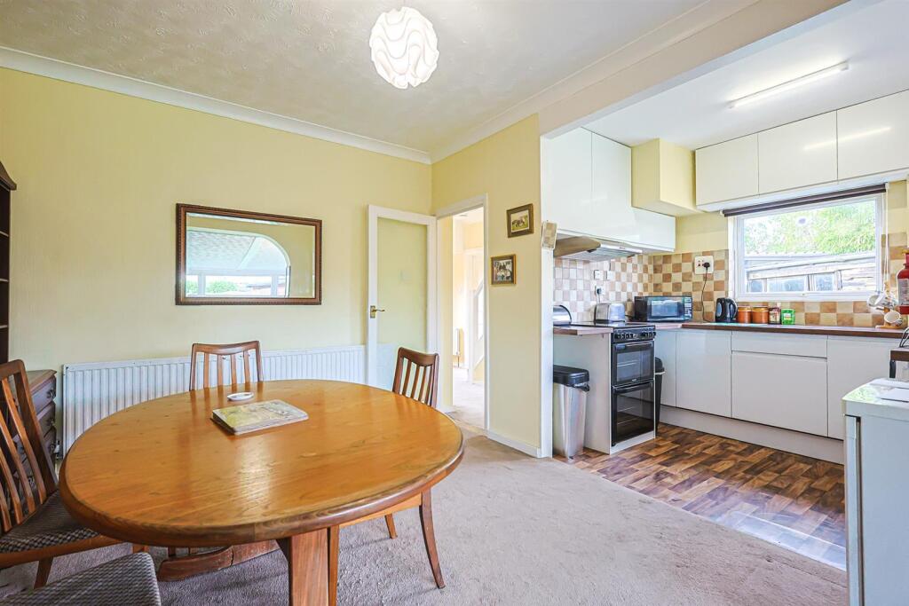 Broadlands Road, Hockley photo 3
