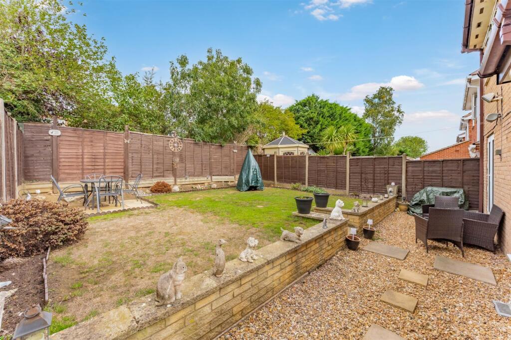 House in Barton Seagrave, North Northamptonshire - View 4
