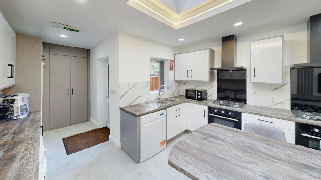 House in Birmingham, Selly Oak - View 3