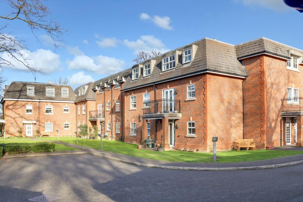 Main image of property: Church Road, Claygate, KT10