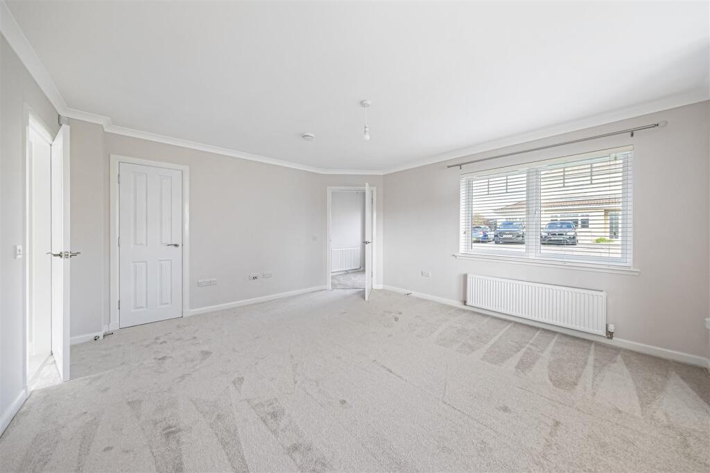 House in Kirkcaldy, Fife - View 3