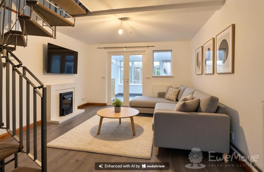 House in Worcester - View 2