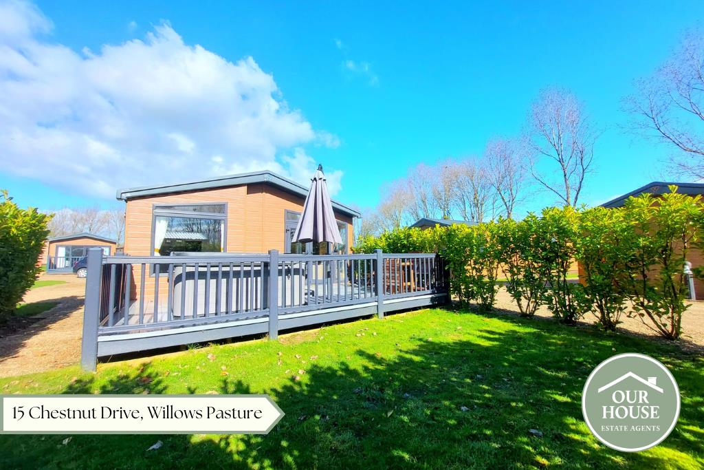2-bed caravan on Hull Road, Skirlaugh, Hull, £119,950