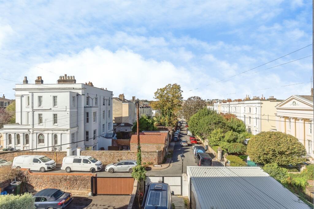 Apartment in Bristol, City of Bristol - View 2