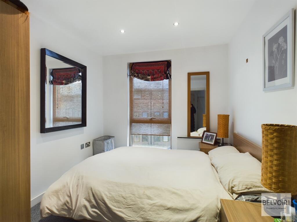 Apartment in Sheffield - View 5