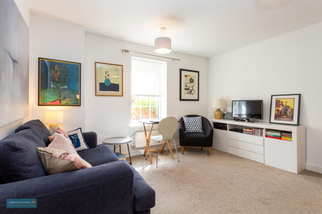 Apartment in Taunton - View 3